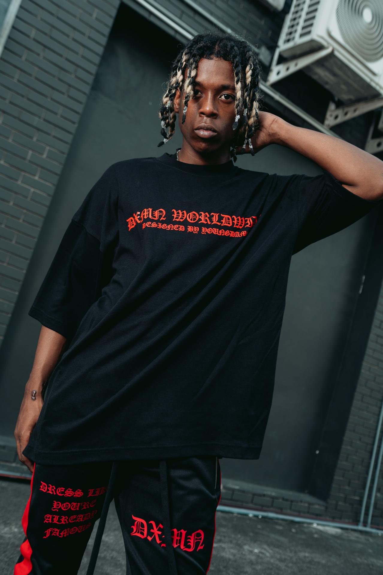 ALREADY FAMOUS Oversized Tee (Black) 6