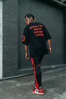 ALREADY FAMOUS Oversized Tee (Black) 11