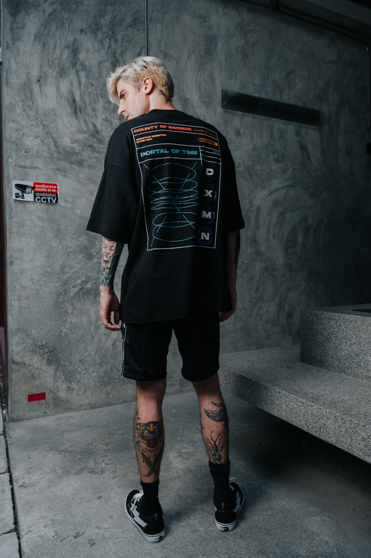 Portal of time Oversized Tee (Black) 8